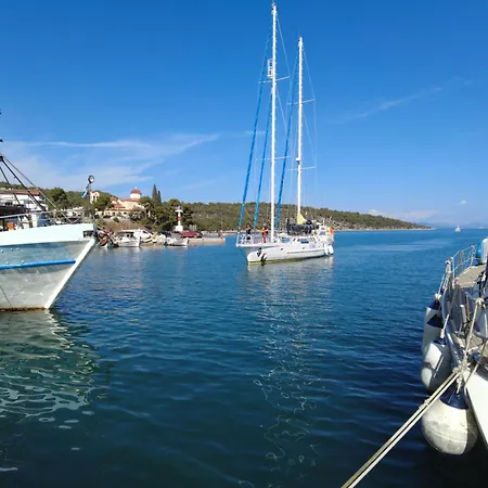 Daire The Olive Tree Epidaurus